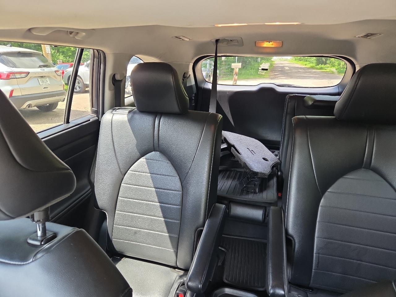 Toyota Highlander XLE AWD V6 2022