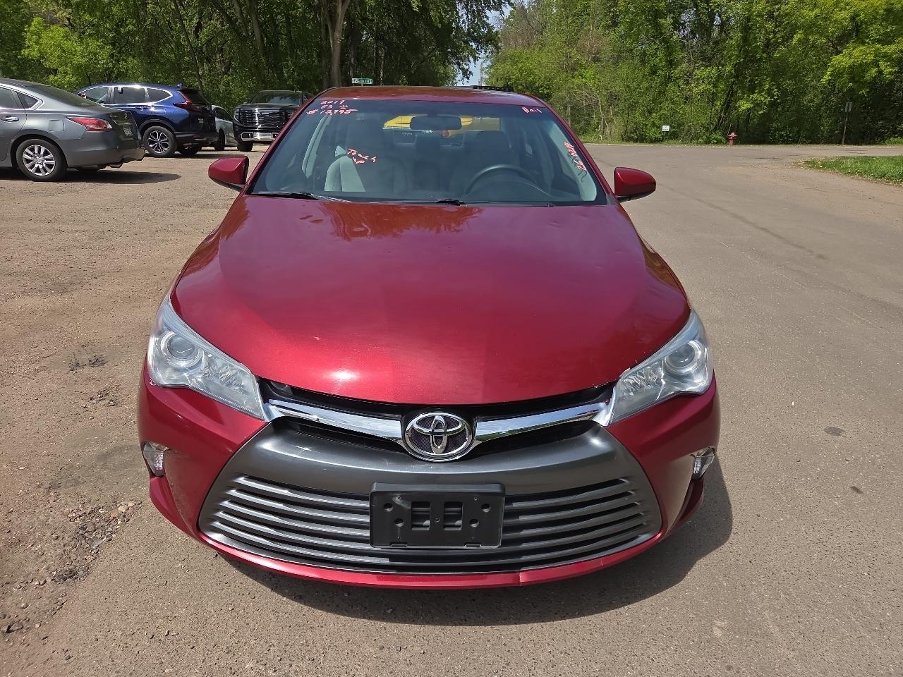 Toyota Camry XLE Auto (Natl) 2017