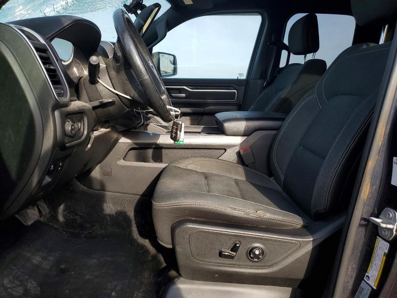 RAM 1500 Big Horn/Lone Star 4x4 Quad Cab 6'4" Box 2019