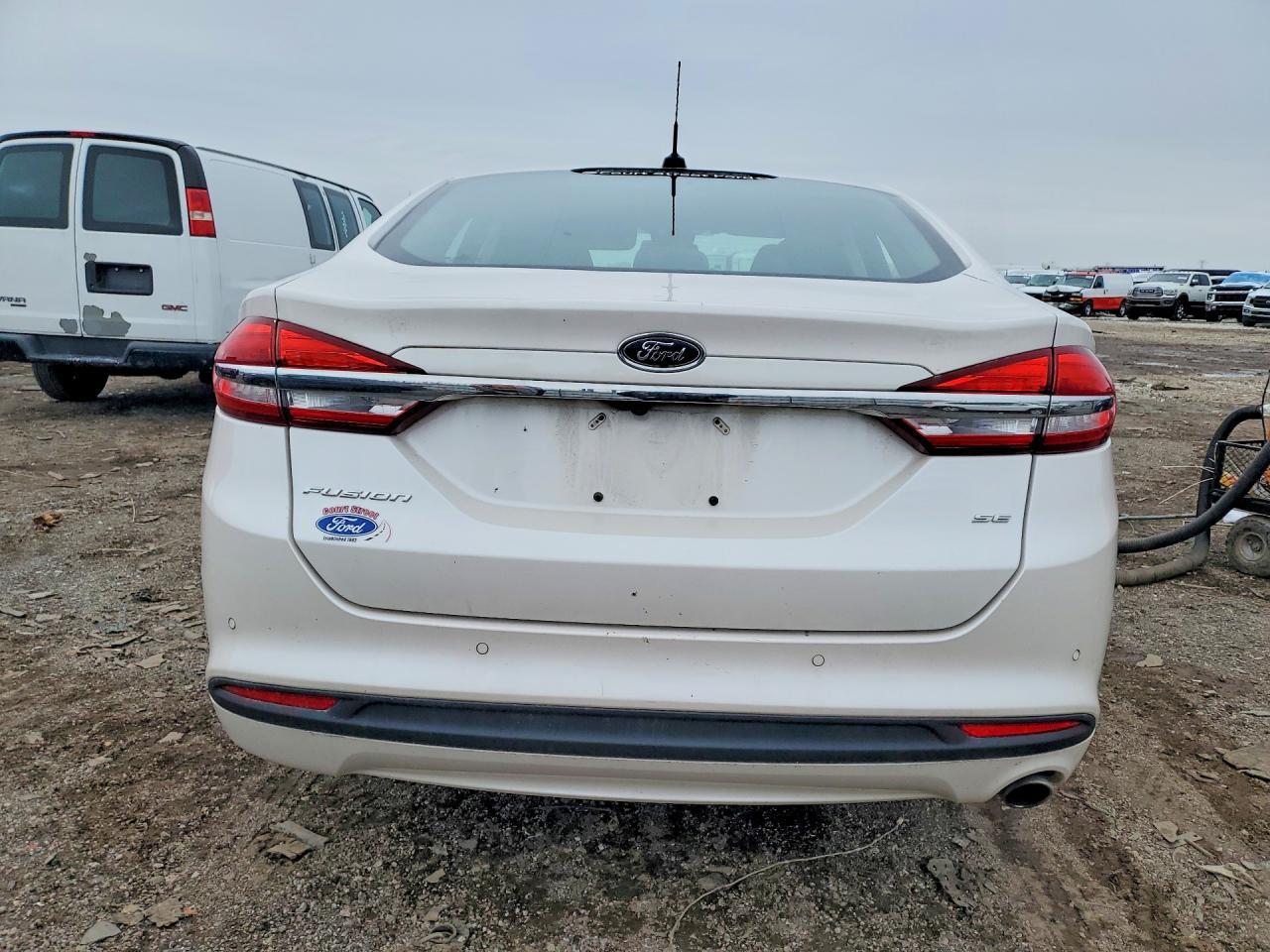 Ford Fusion SE FWD 2017