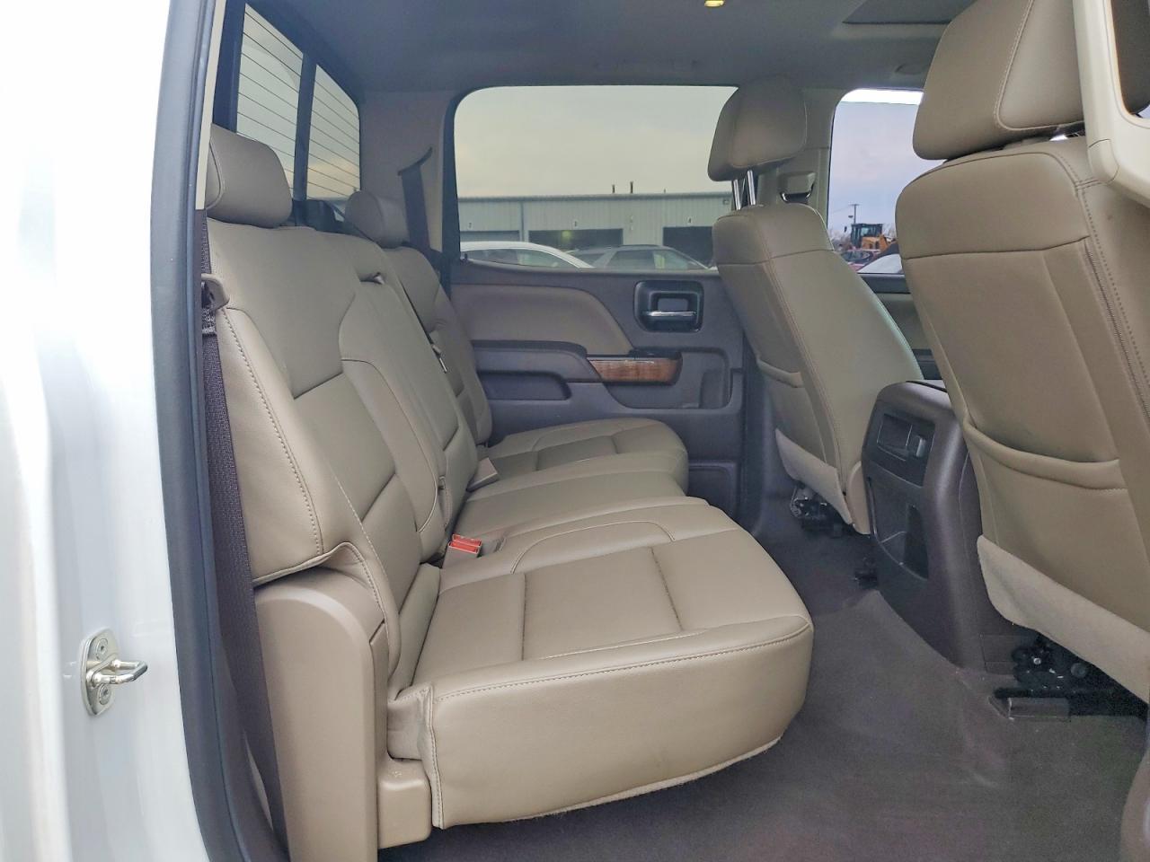 GMC Sierra 1500 4WD Crew Cab 143.5" SLT 2018