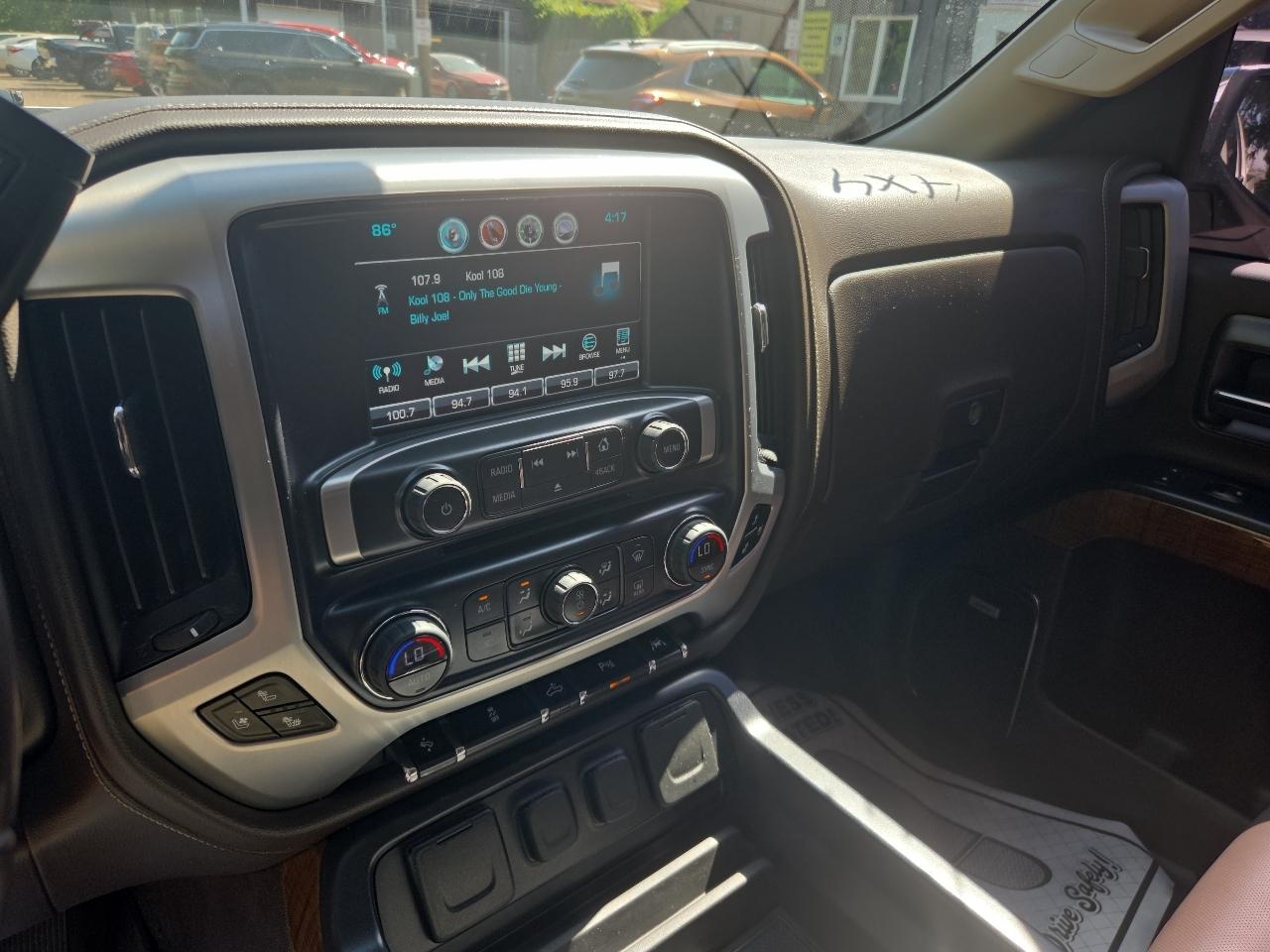 GMC Sierra 1500 4WD Crew Cab 143.5" SLT 2018