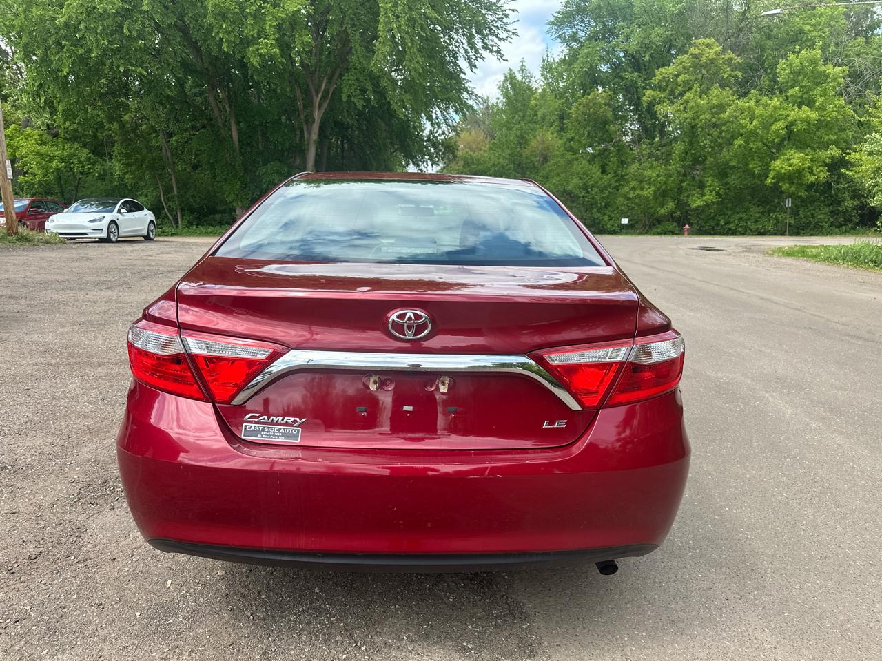 Toyota Camry XLE Auto (Natl) 2017