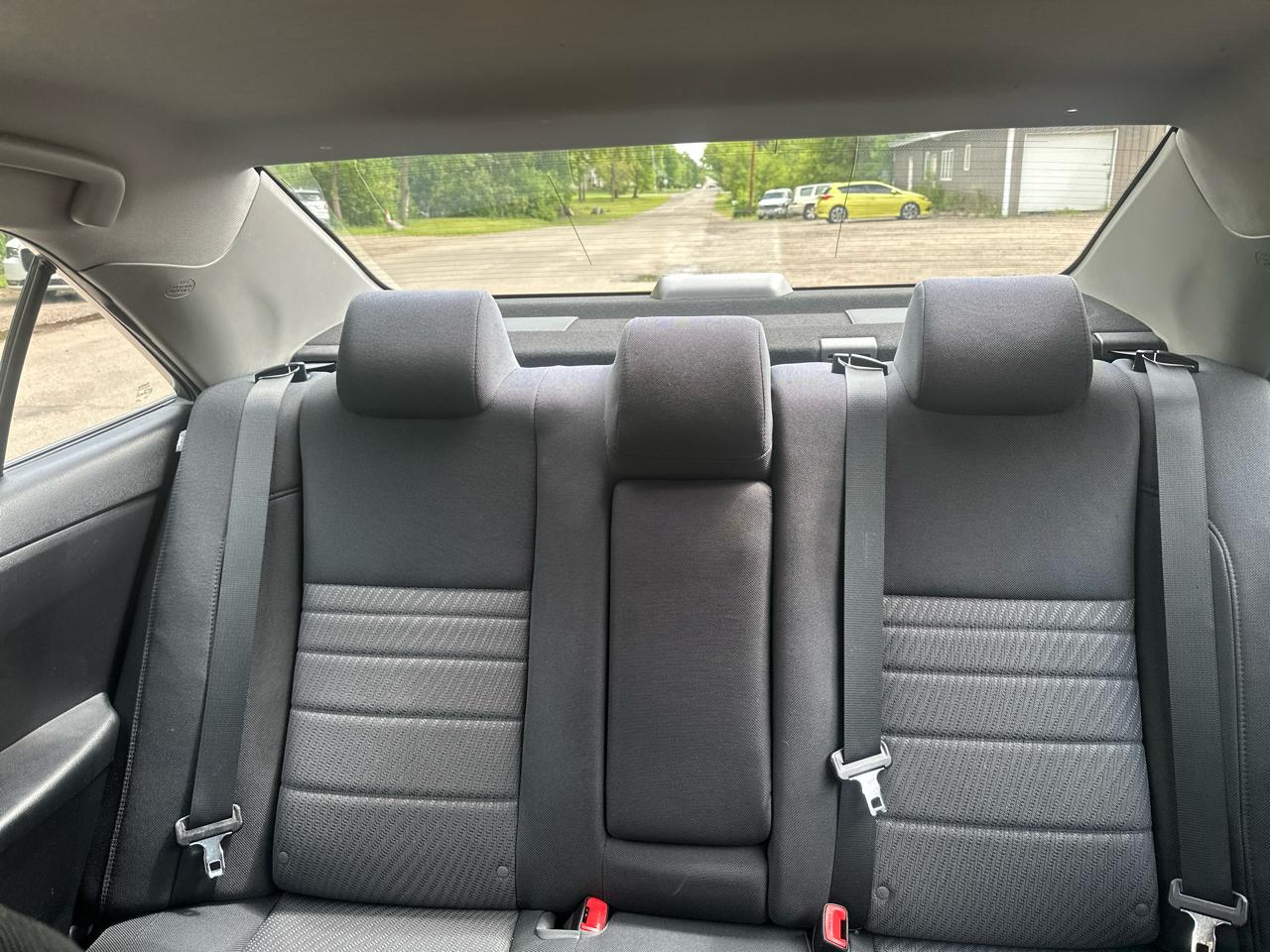 Toyota Camry XLE Auto (Natl) 2017