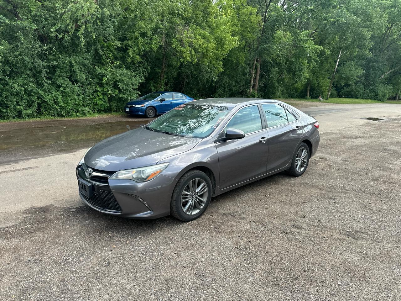 Toyota Camry 4dr Sdn I4 Auto XLE (Natl) 2016