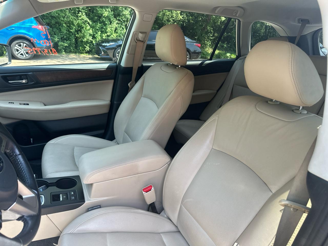 Subaru Outback 4dr Wgn 2.5i Limited 2015
