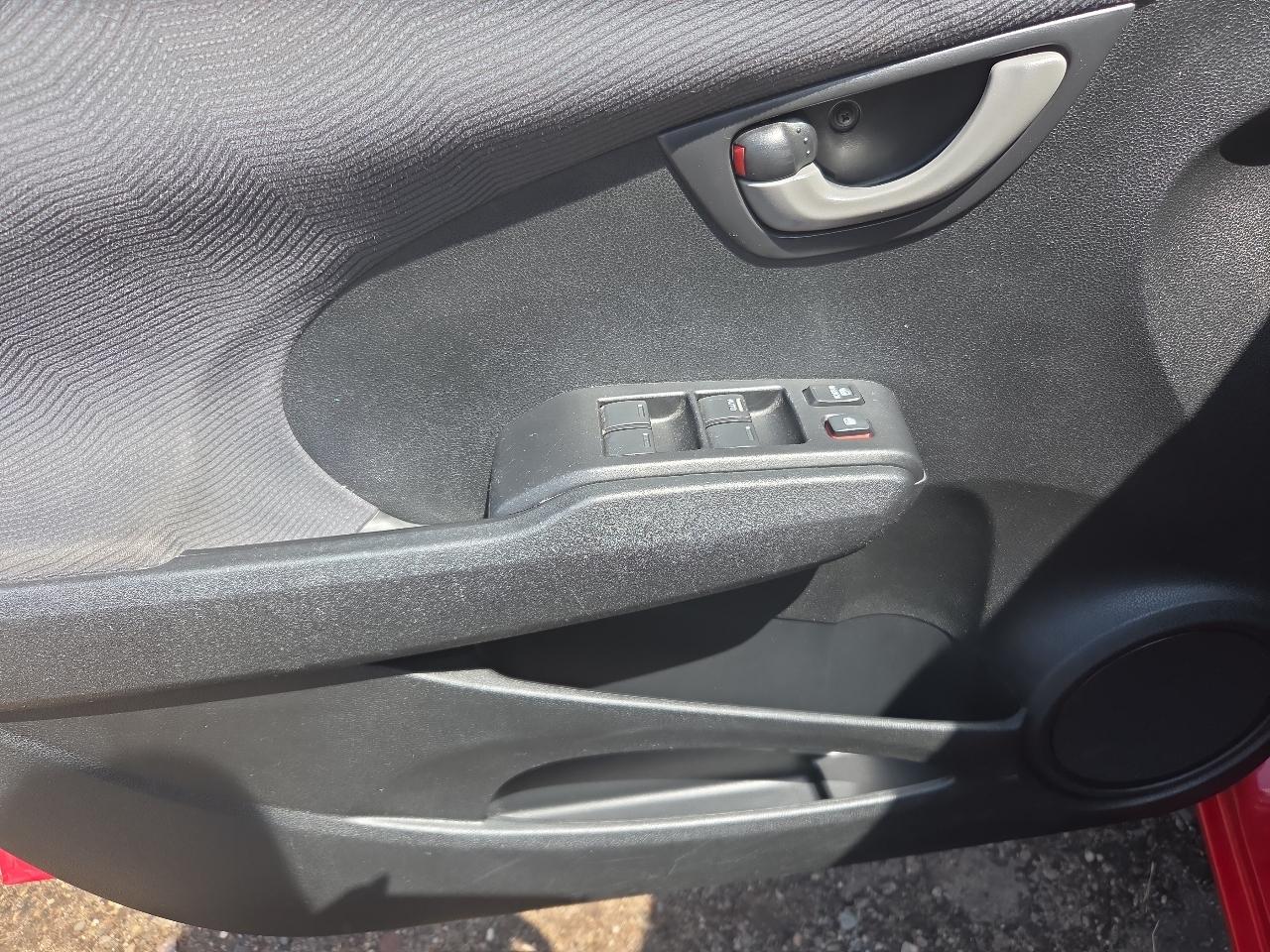 Honda Fit 5dr HB Auto 2013