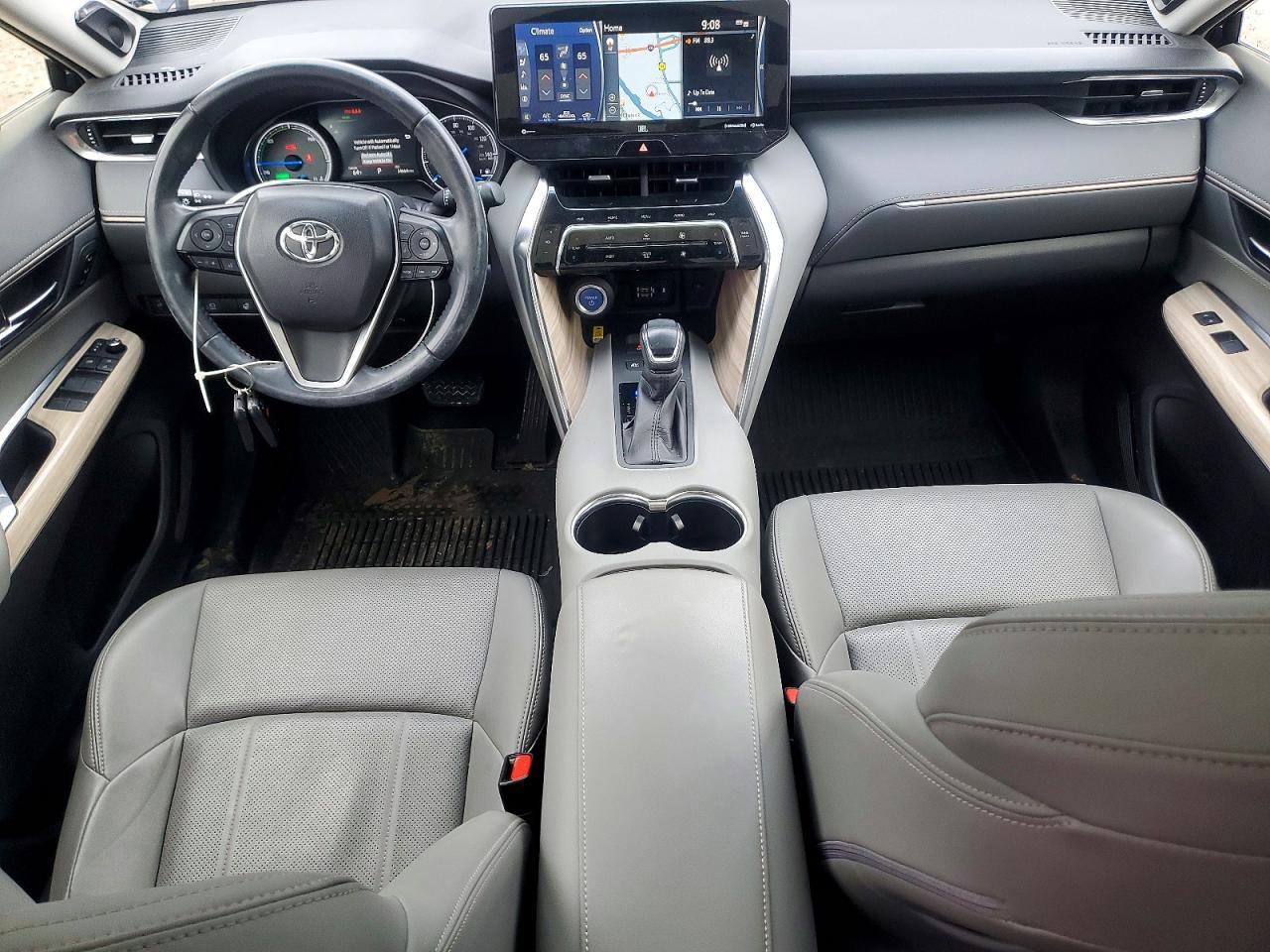Toyota Venza LE AWD (Natl) 2021