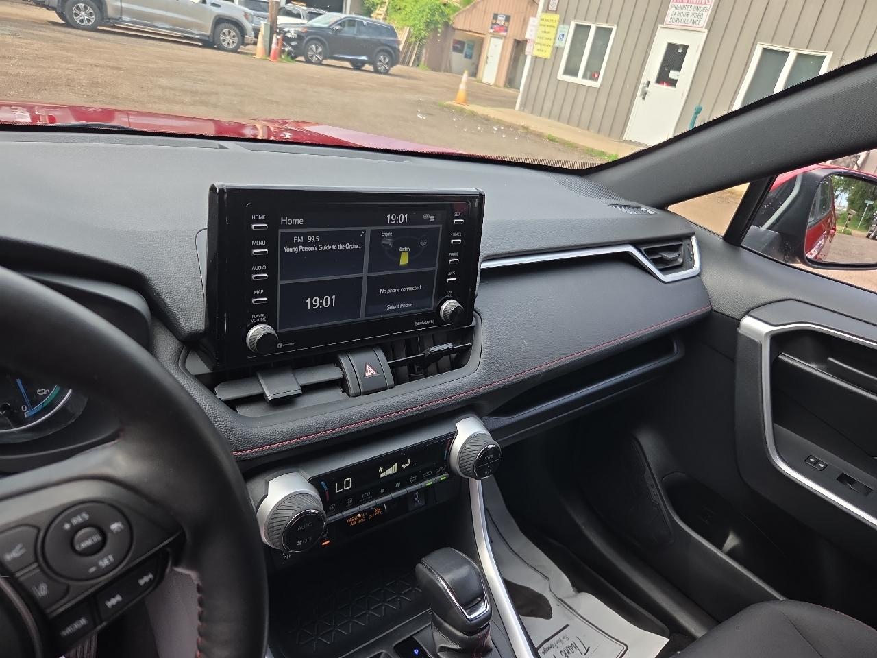 Toyota RAV4 Prime SE (Natl) 2021