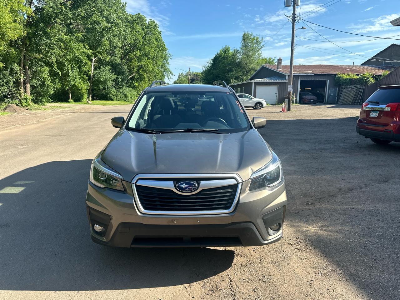 Subaru Forester Premium CVT 2021