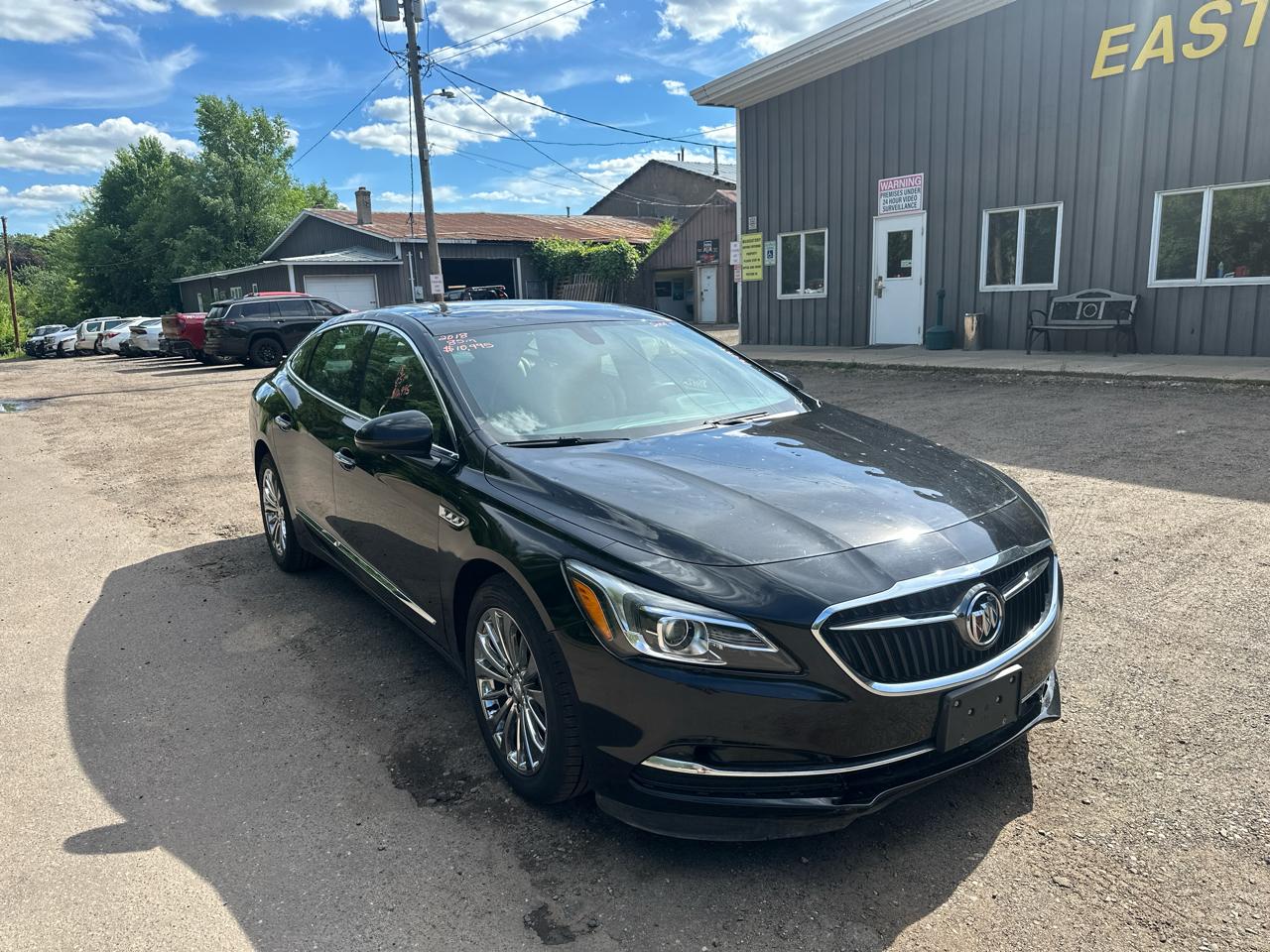 Buick LaCrosse 4dr Sdn Essence FWD 2018
