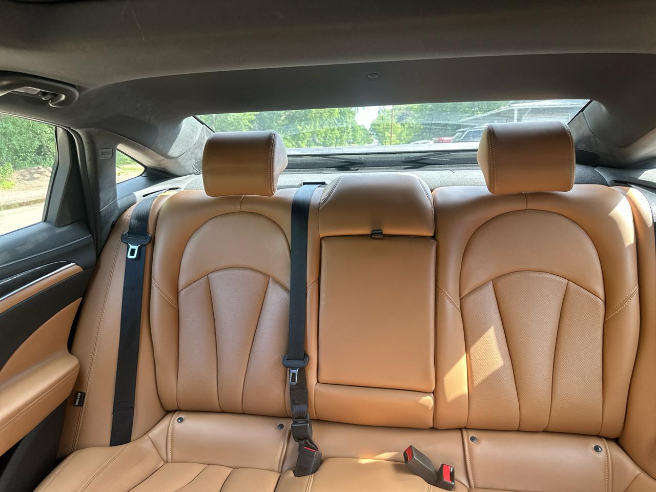 Buick LaCrosse 4dr Sdn Essence FWD 2018