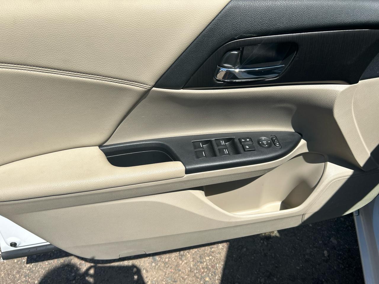 Honda Accord Sedan 4dr I4 CVT EX 2015