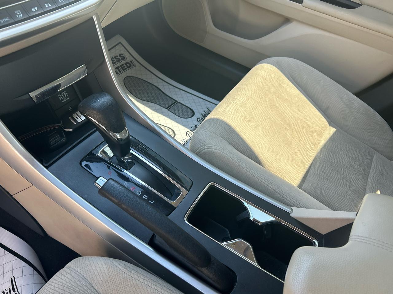 Honda Accord Sedan 4dr I4 CVT EX 2015