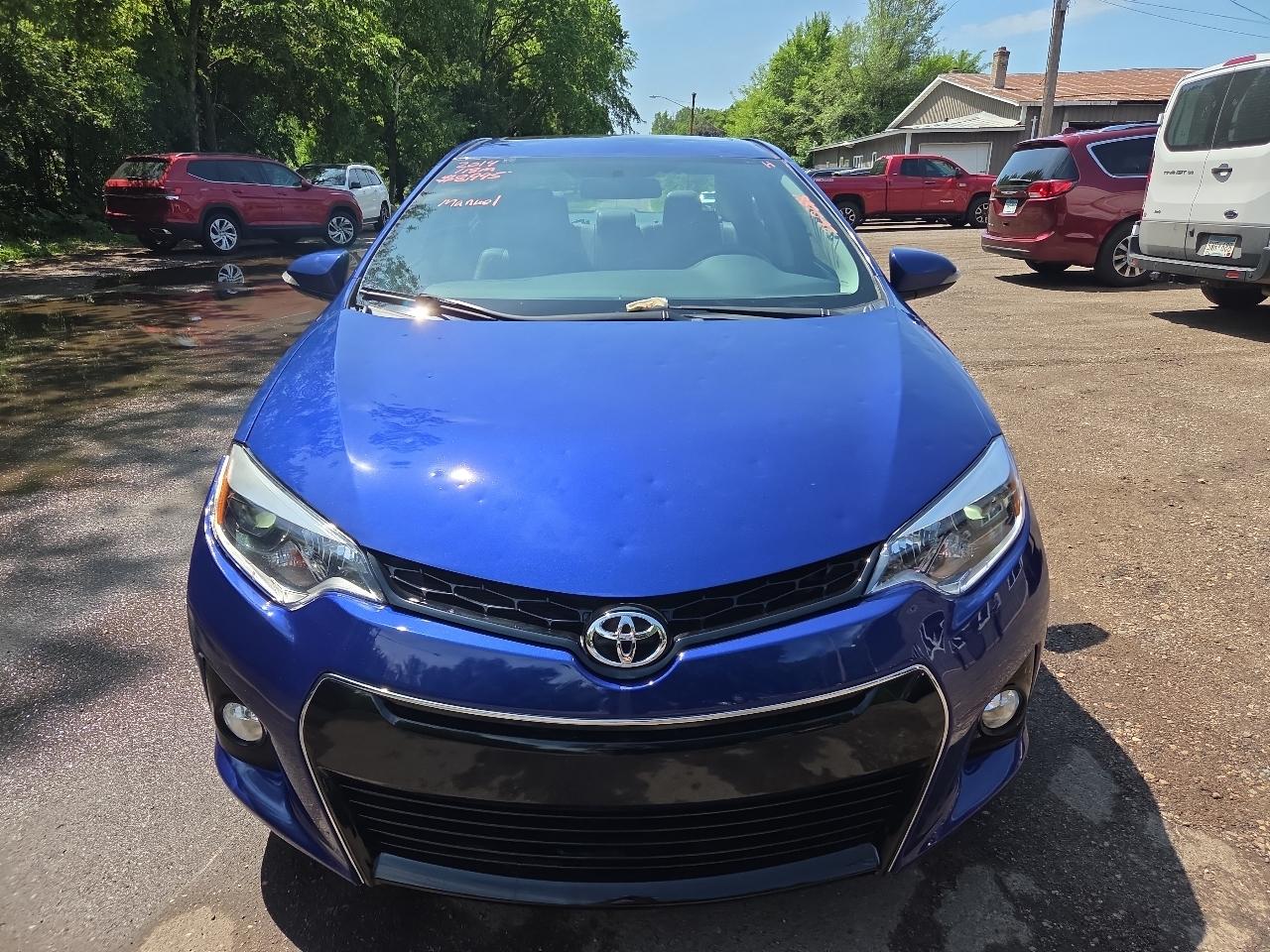 Toyota Corolla 4dr Sdn Man L (Natl) 2014