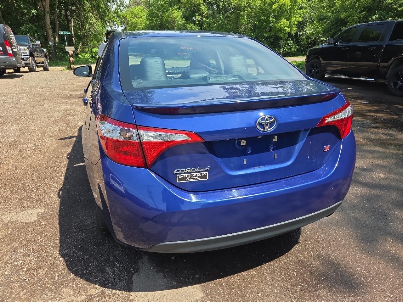 Toyota Corolla 4dr Sdn Man L (Natl) 2014