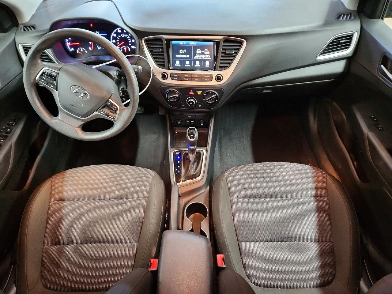 Hyundai Accent SEL Sedan IVT 2022