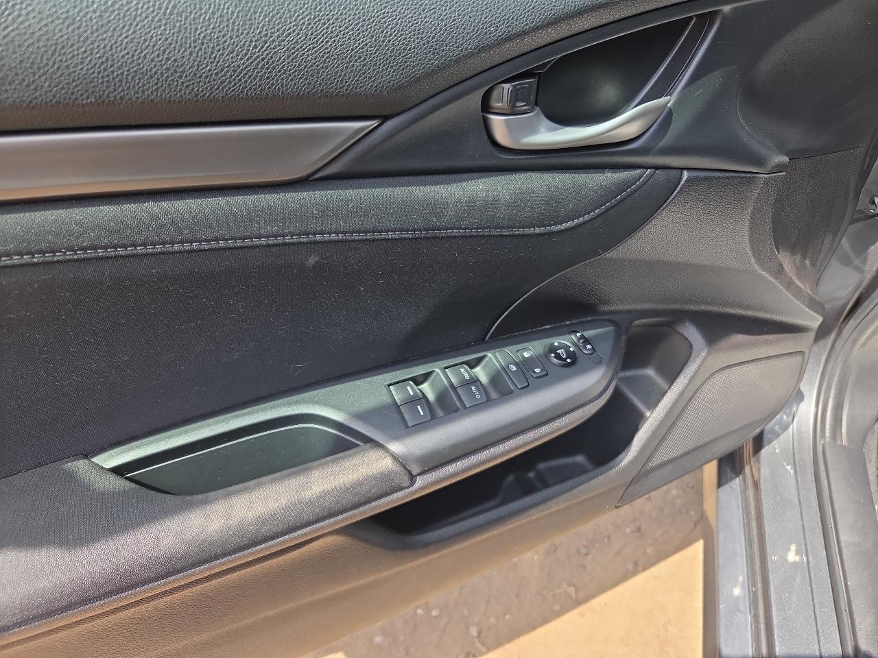 Honda Civic Hatchback EX CVT 2019