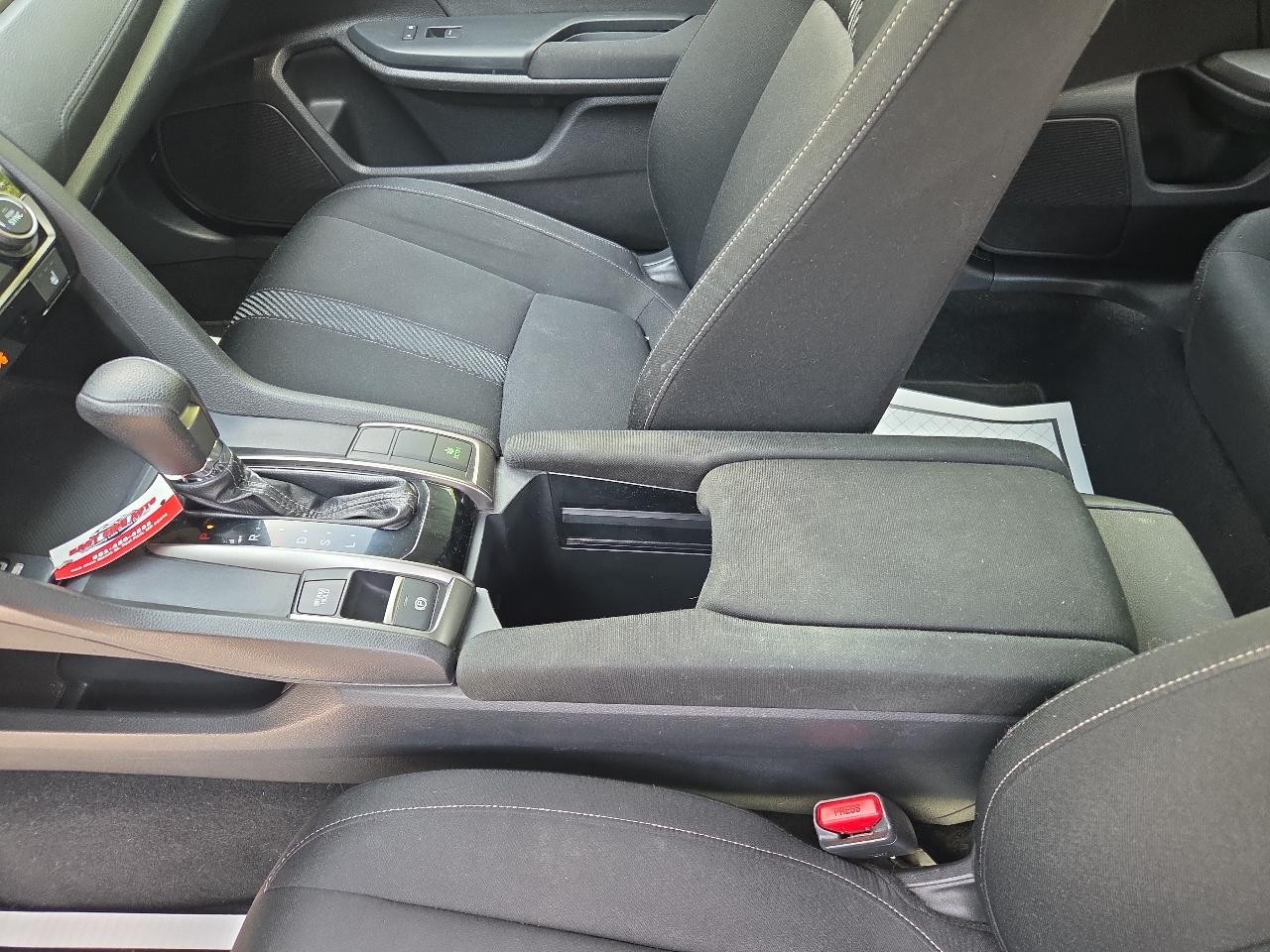 Honda Civic Hatchback EX CVT 2019