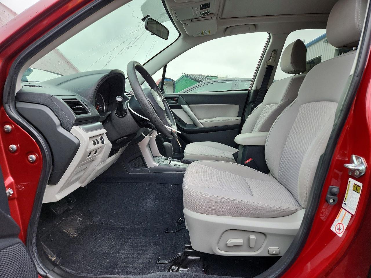 Subaru Forester 4dr CVT 2.5i Premium PZEV 2015