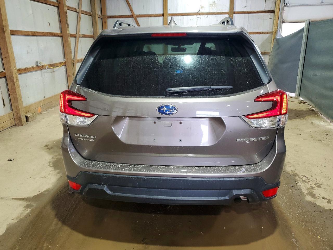 Subaru Forester Premium CVT 2023