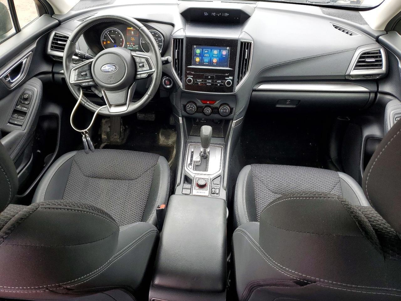 Subaru Forester Premium CVT 2023