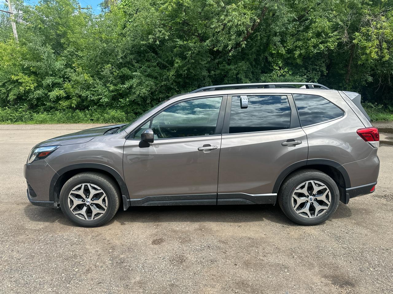 Subaru Forester Premium CVT 2023