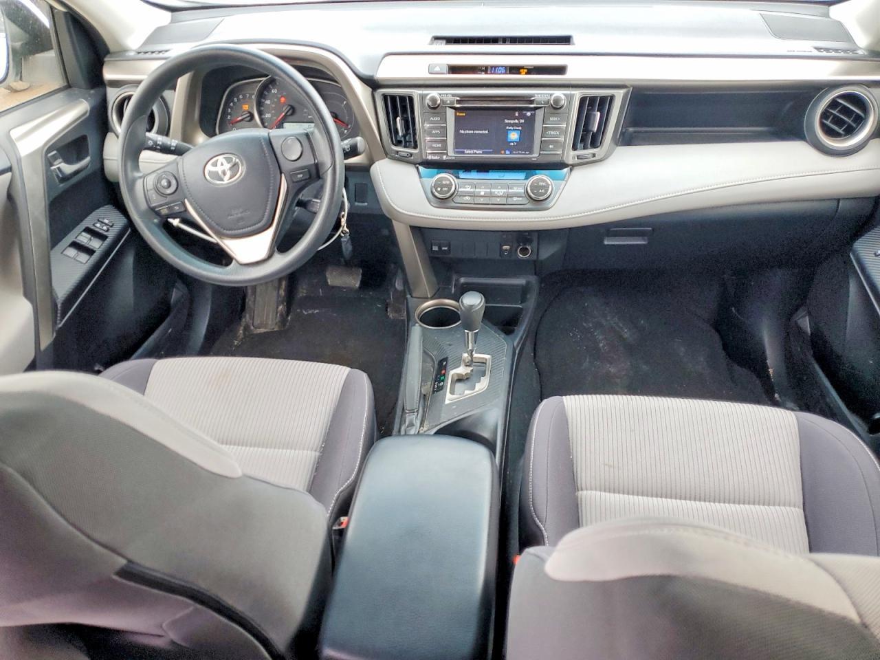 Toyota RAV4 AWD 4dr XLE (Natl) 2015