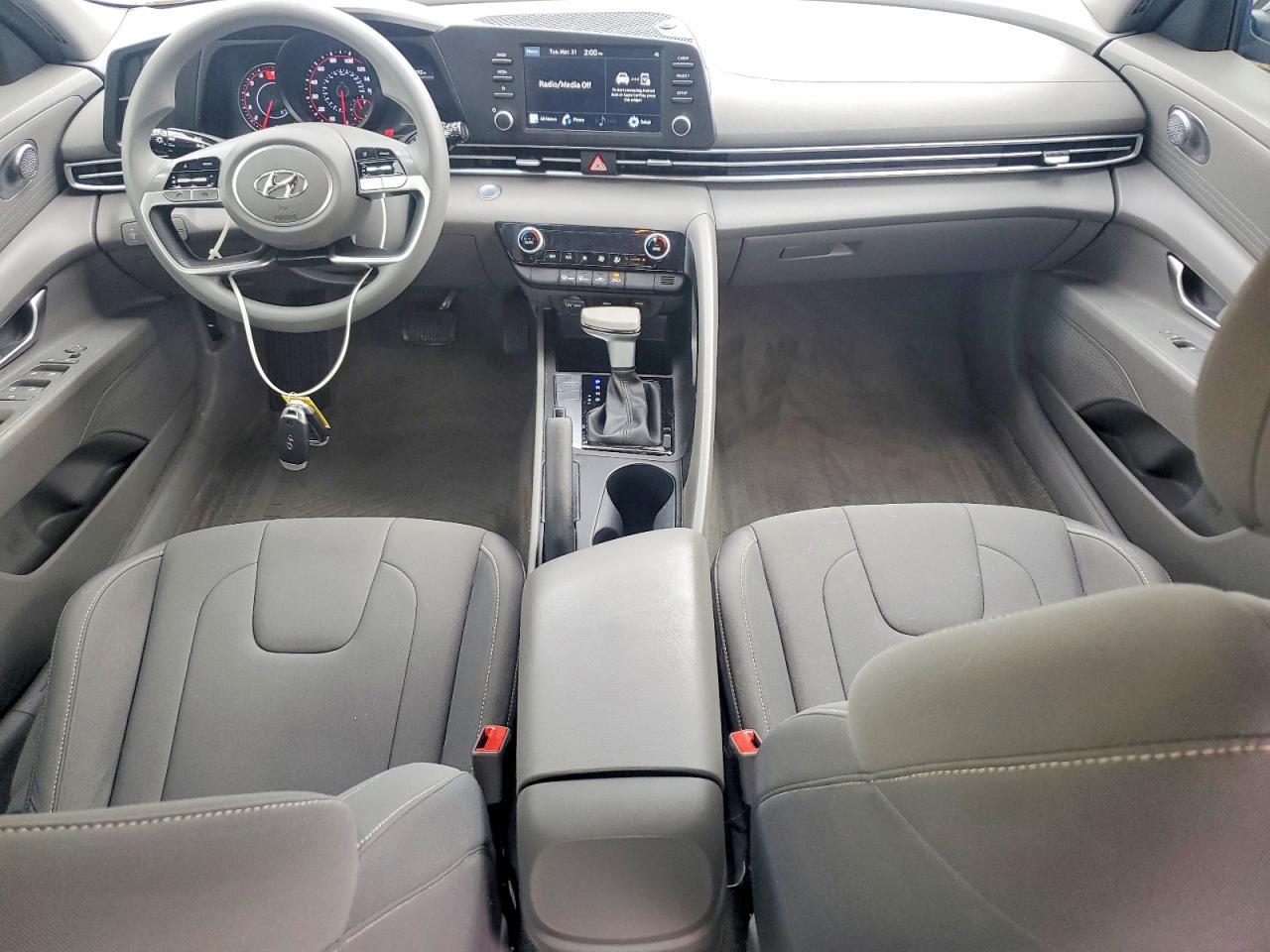 Hyundai Elantra SEL IVT 2023