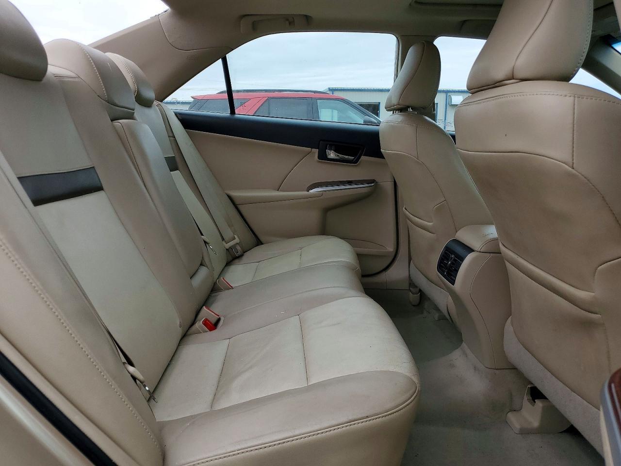 Toyota Camry 4dr Sdn V6 Auto SE (Natl) 2012