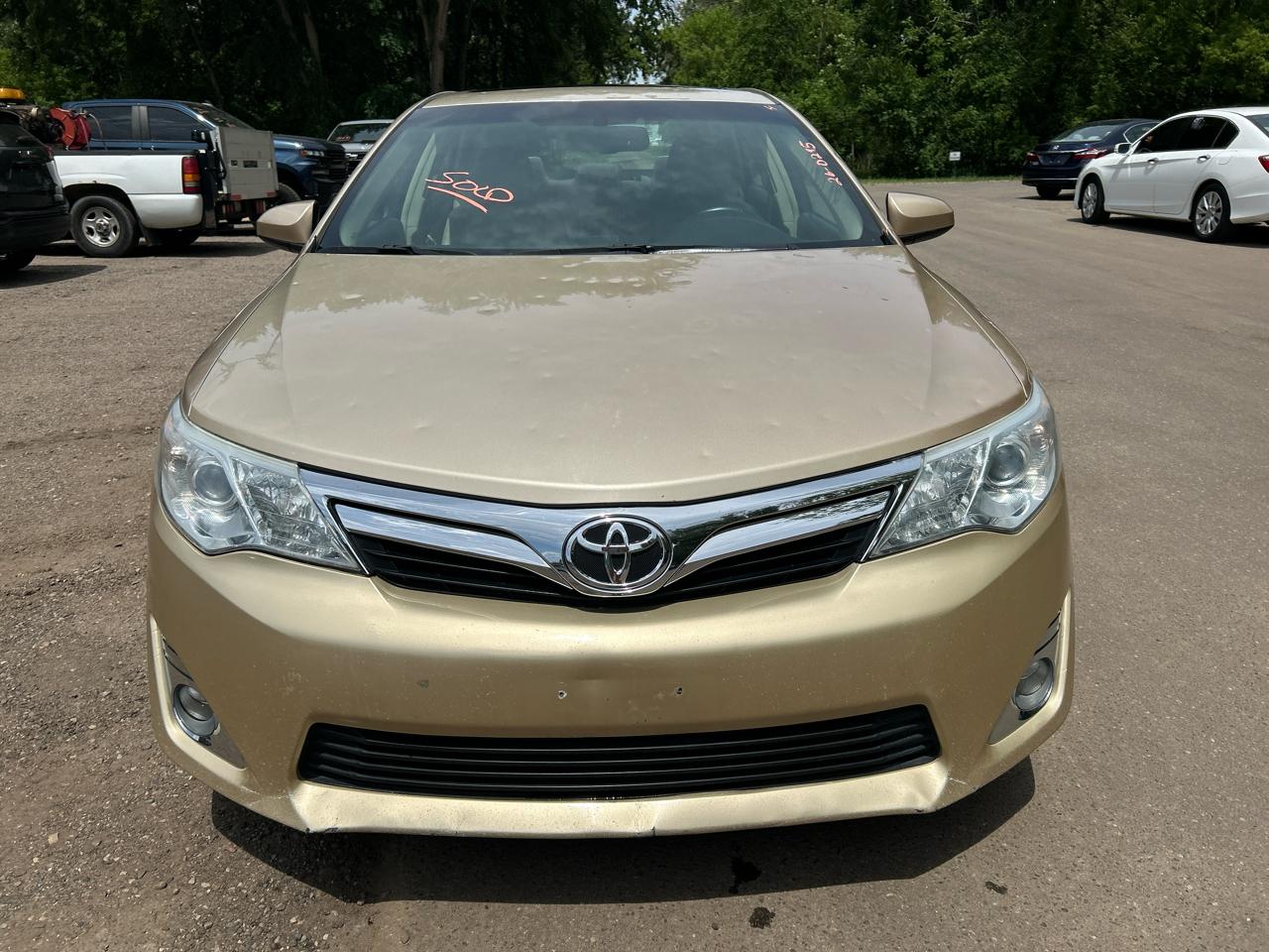 Toyota Camry 4dr Sdn V6 Auto SE (Natl) 2012