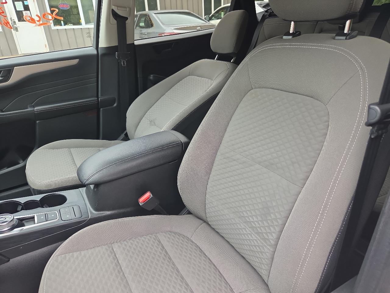Ford Escape SE AWD 2022