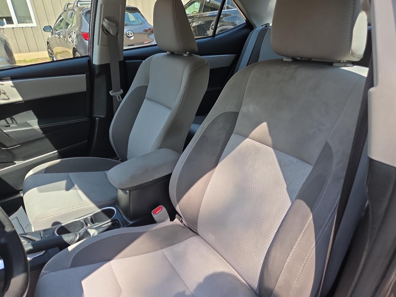 Toyota Corolla L CVT (Natl) 2017
