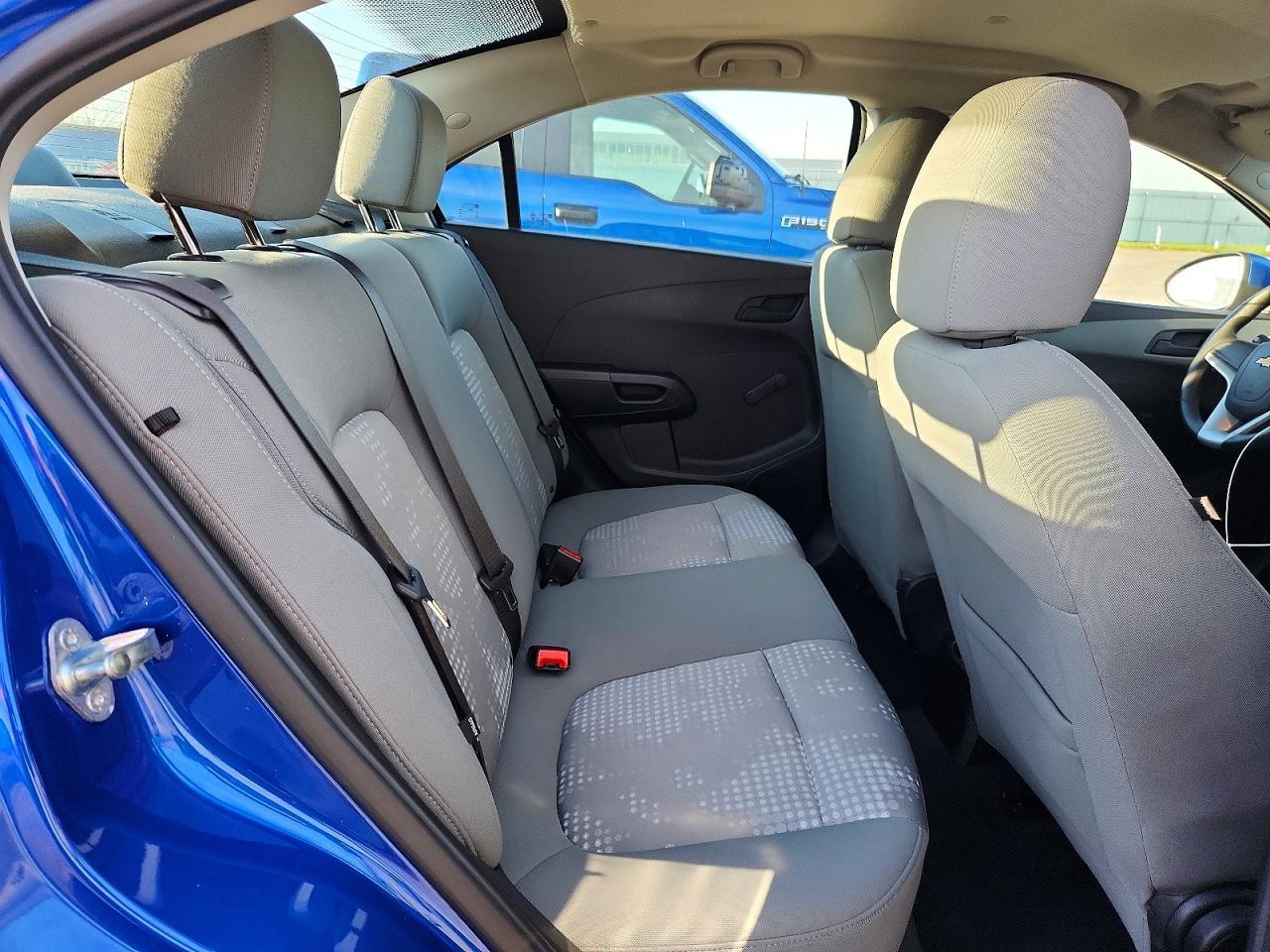 Chevrolet Sonic 4dr Sdn LS 2020