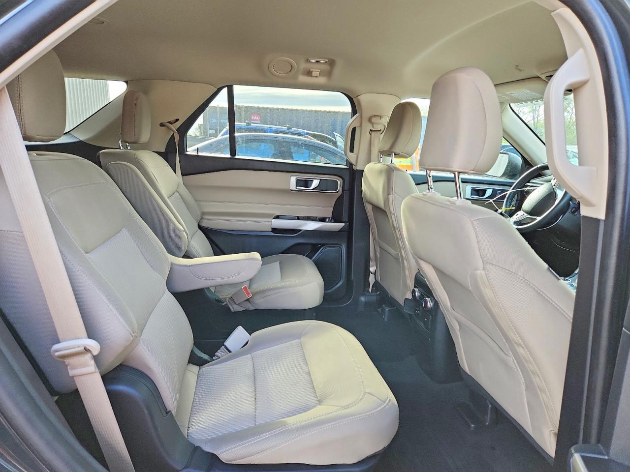 Ford Explorer XLT 4WD 2022