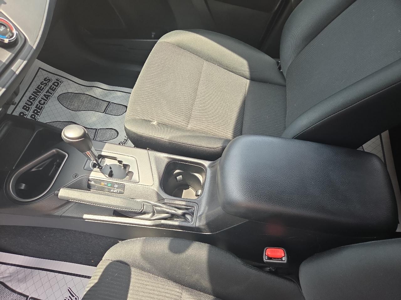 Toyota RAV4 AWD 4dr LE (Natl) 2016