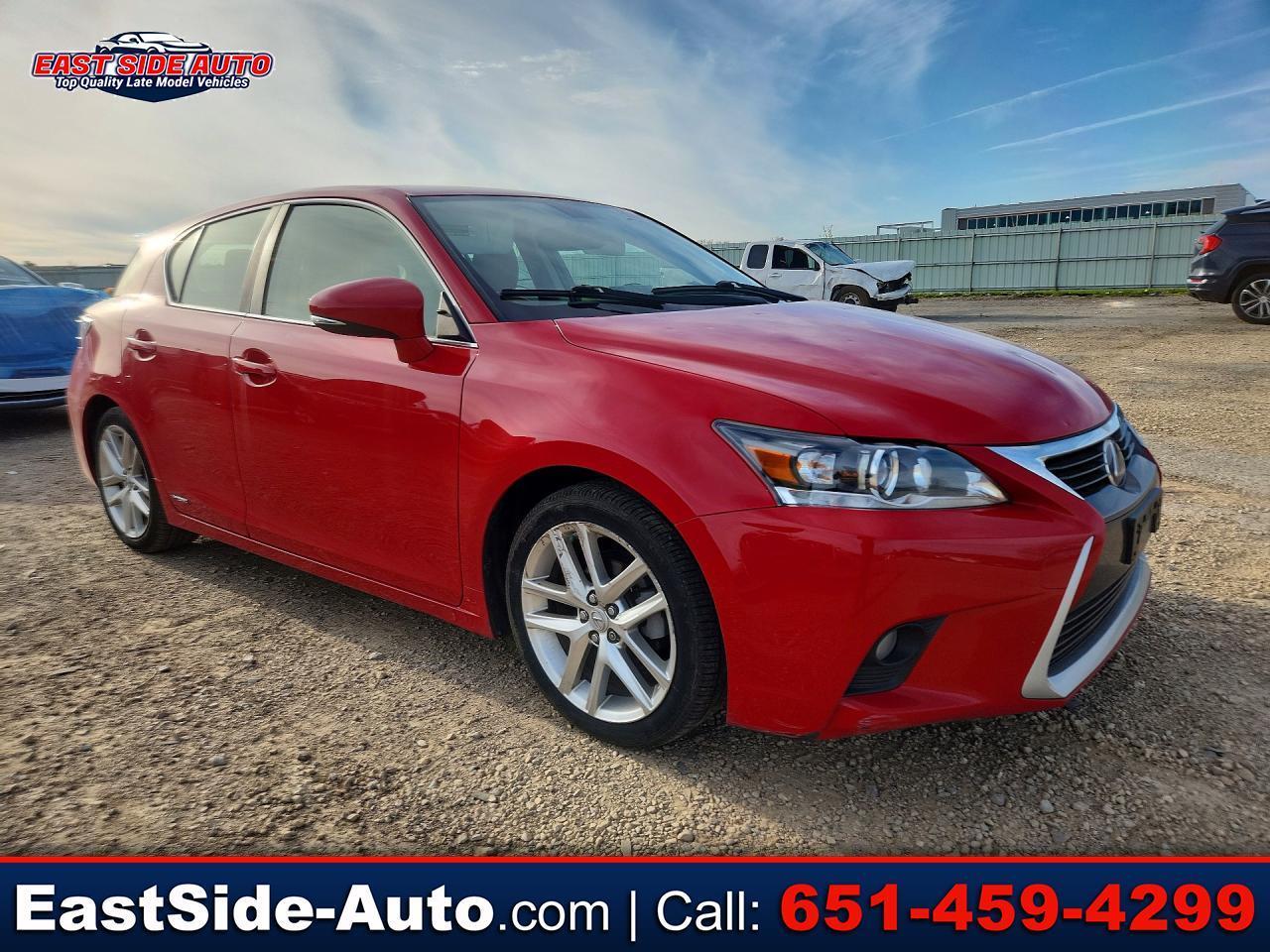 2015 Lexus CT 200h 200h's photo