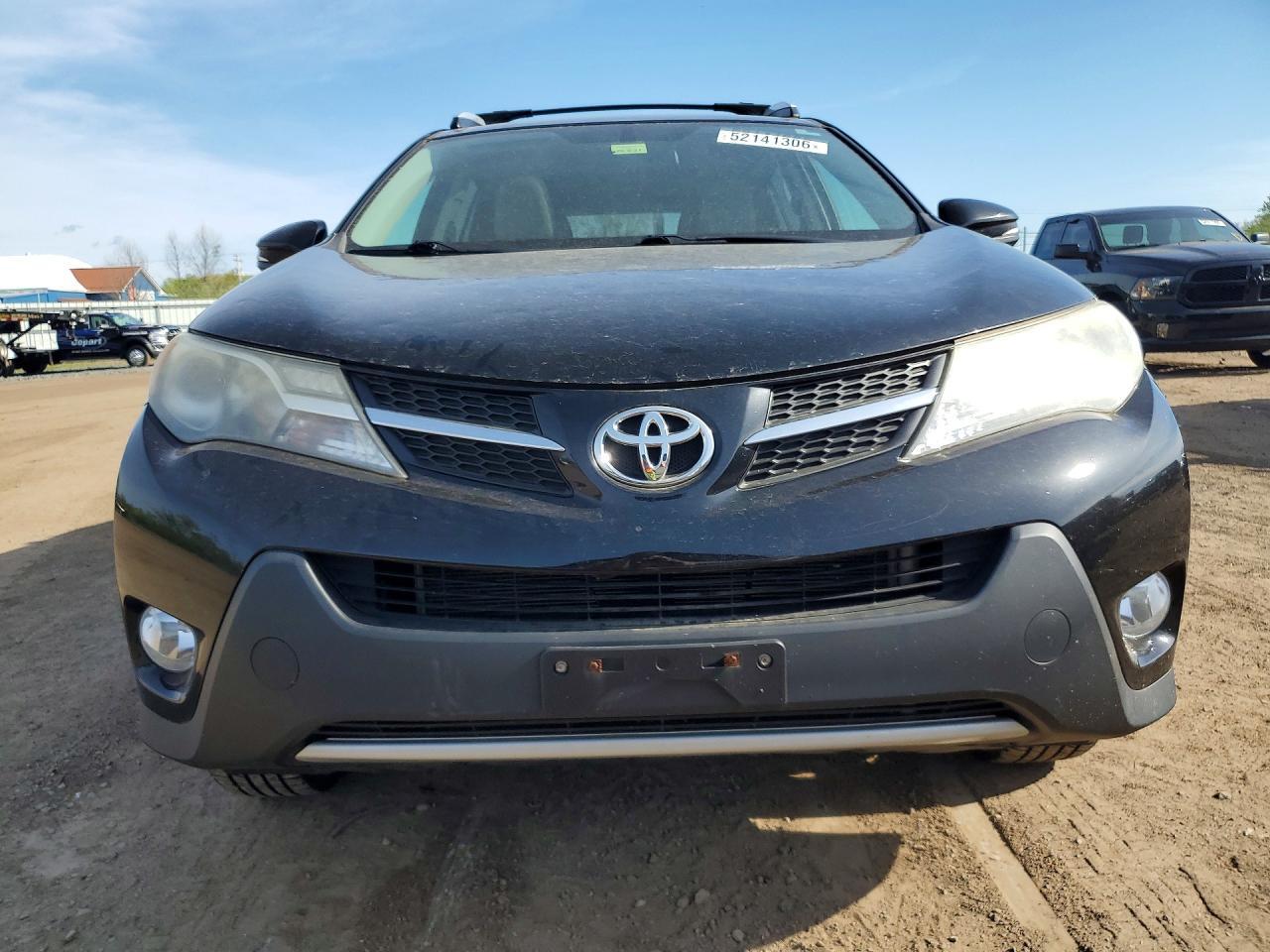 Toyota RAV4 AWD 4dr XLE (Natl) 2013