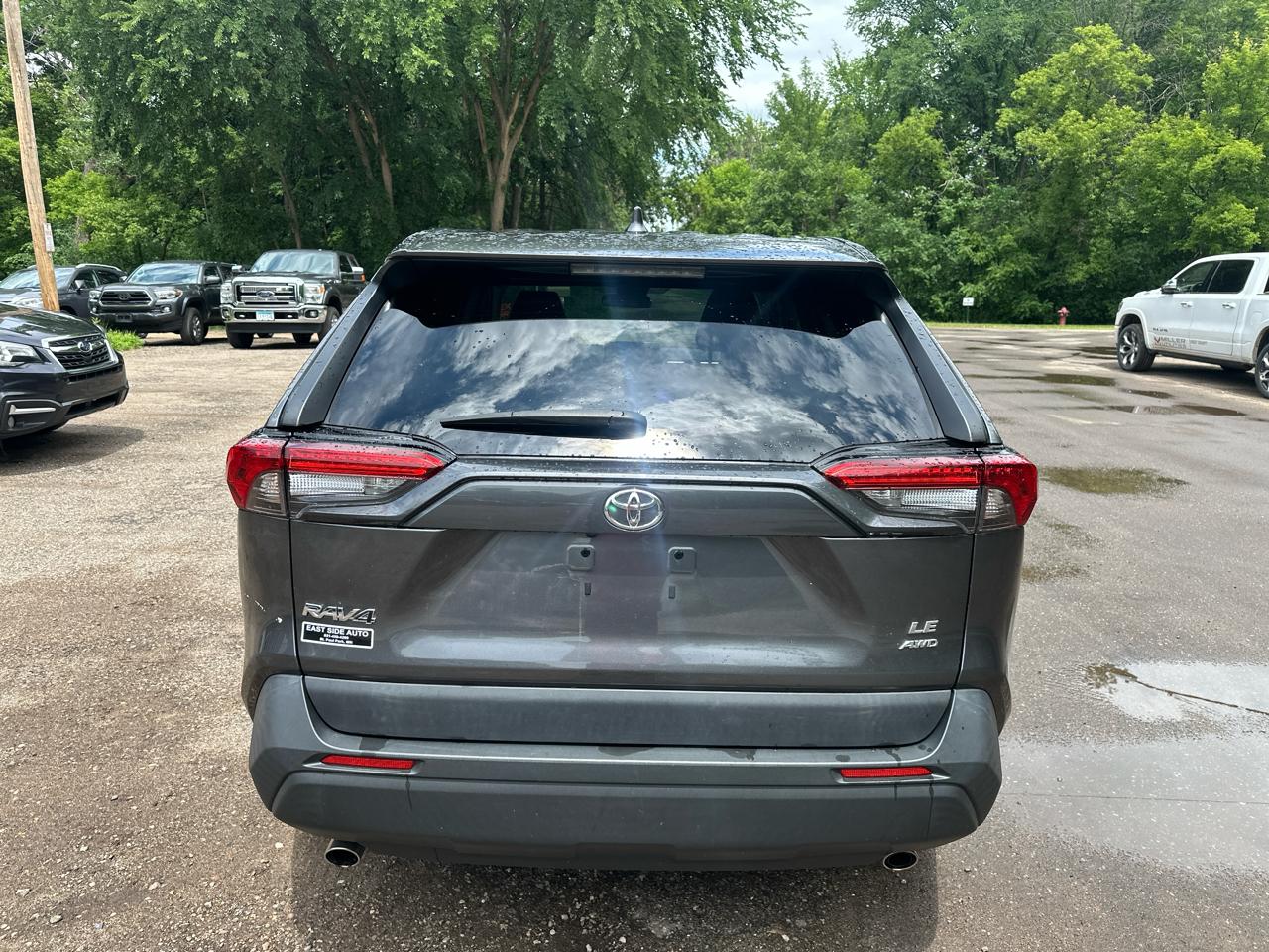 Toyota RAV4 LE AWD (Natl) 2022