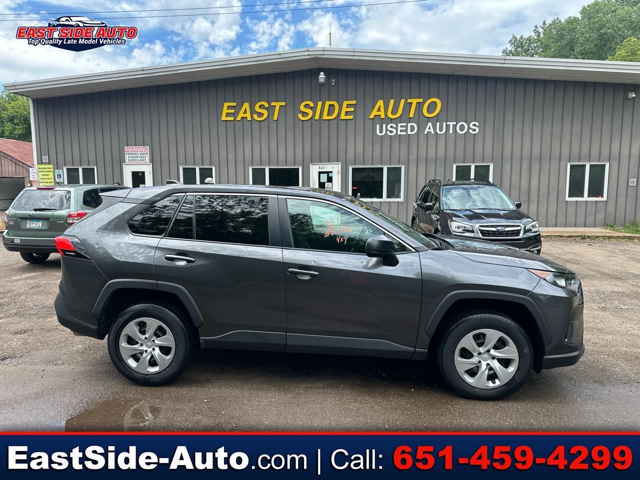 Toyota RAV4 LE AWD (Natl) 2022