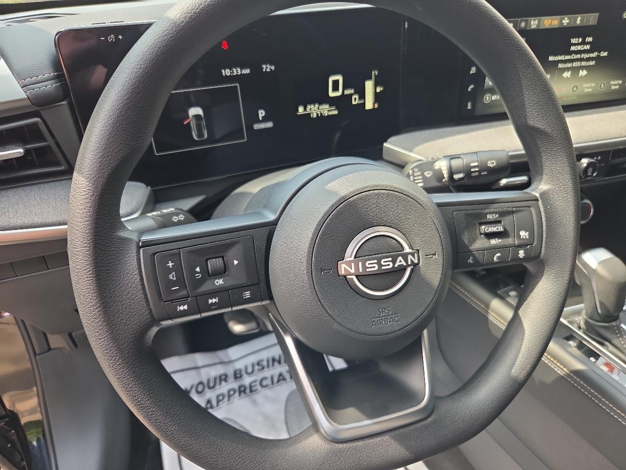 Nissan Kicks SV AWD 2025