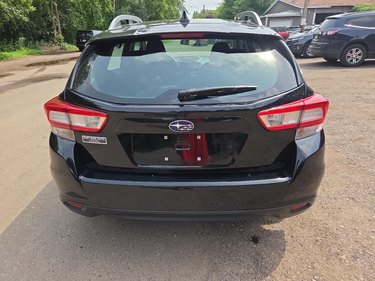 Subaru Impreza 2.0i Premium 5-door CVT 2017