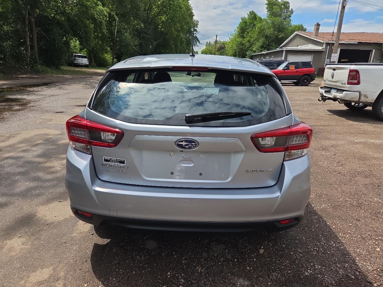 Subaru Impreza 5-door CVT 2023