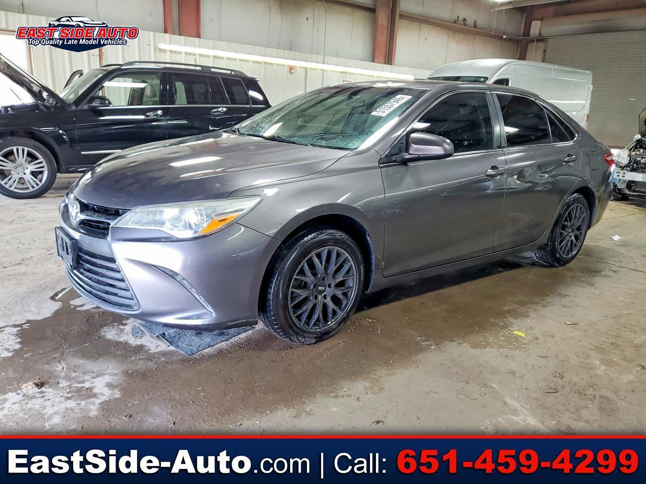 2016 Toyota Camry 2.5 Auto LE's photo