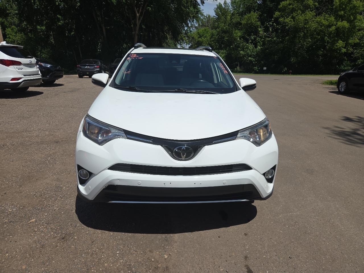 Toyota RAV4 AWD 4dr XLE (Natl) 2016