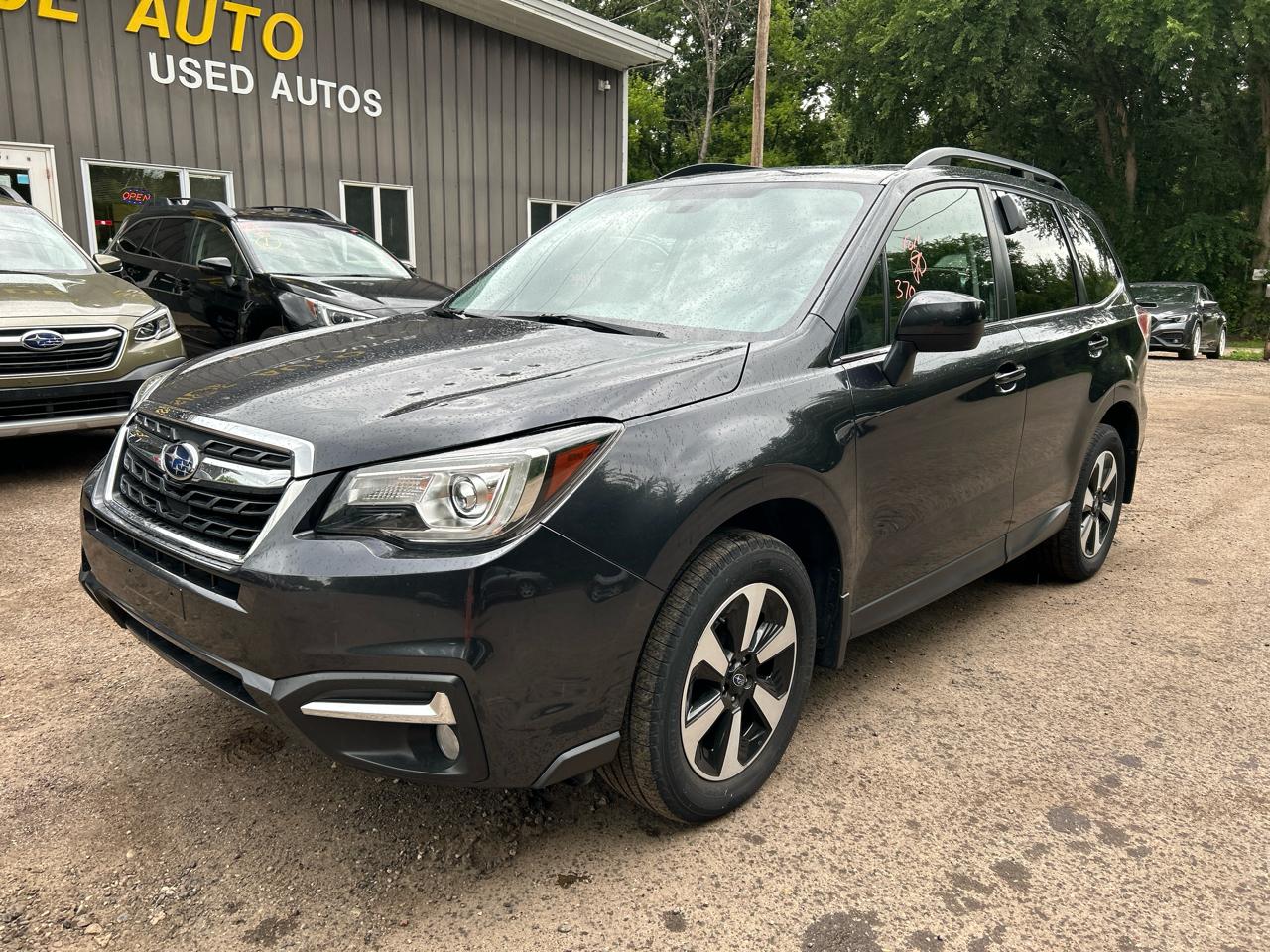 Subaru Forester 2.5i Limited CVT 2017