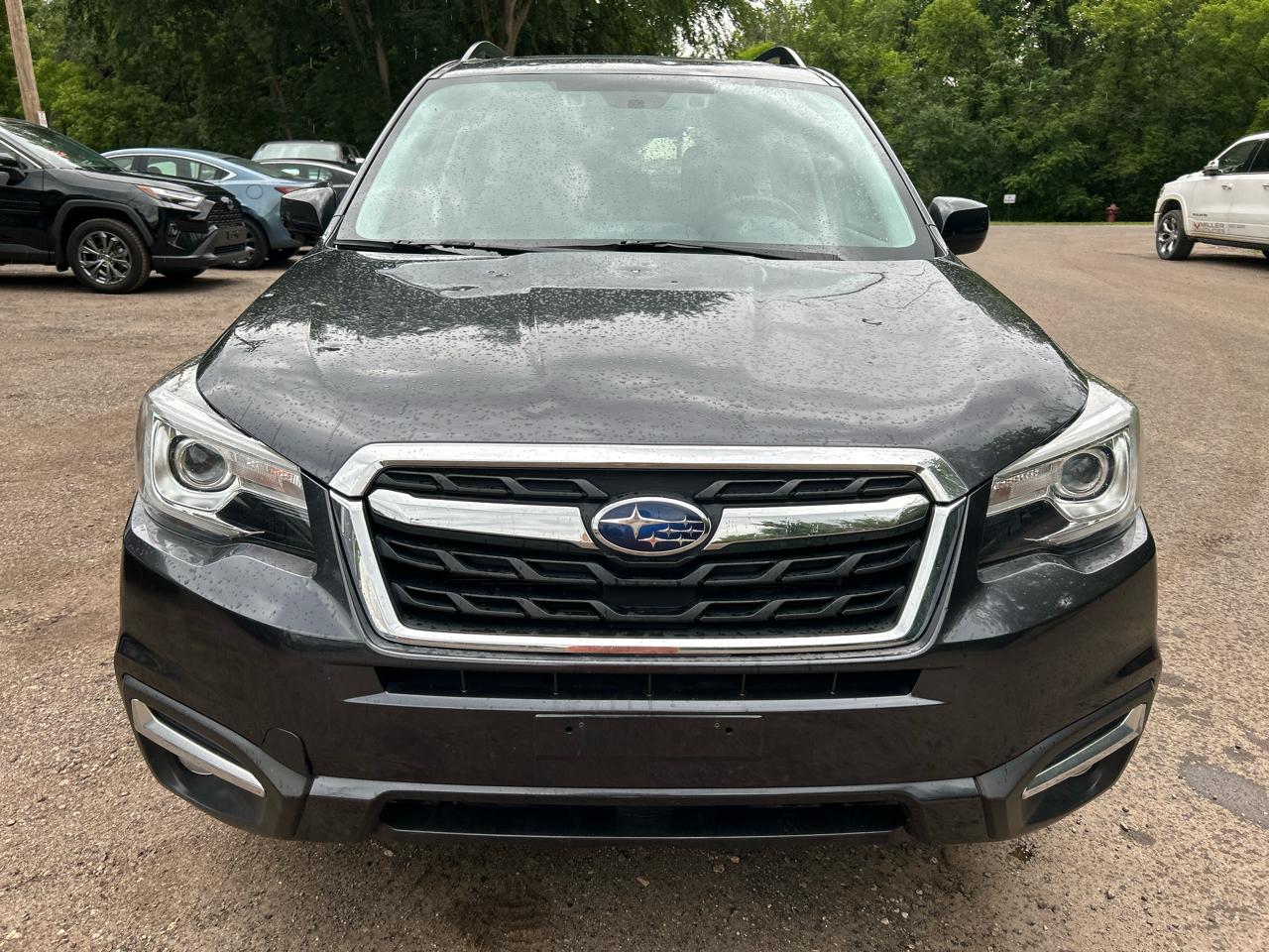 Subaru Forester 2.5i Limited CVT 2017