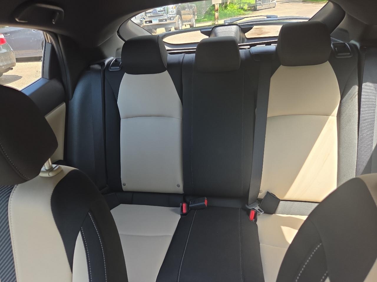 Honda Civic Hatchback Sport CVT 2017