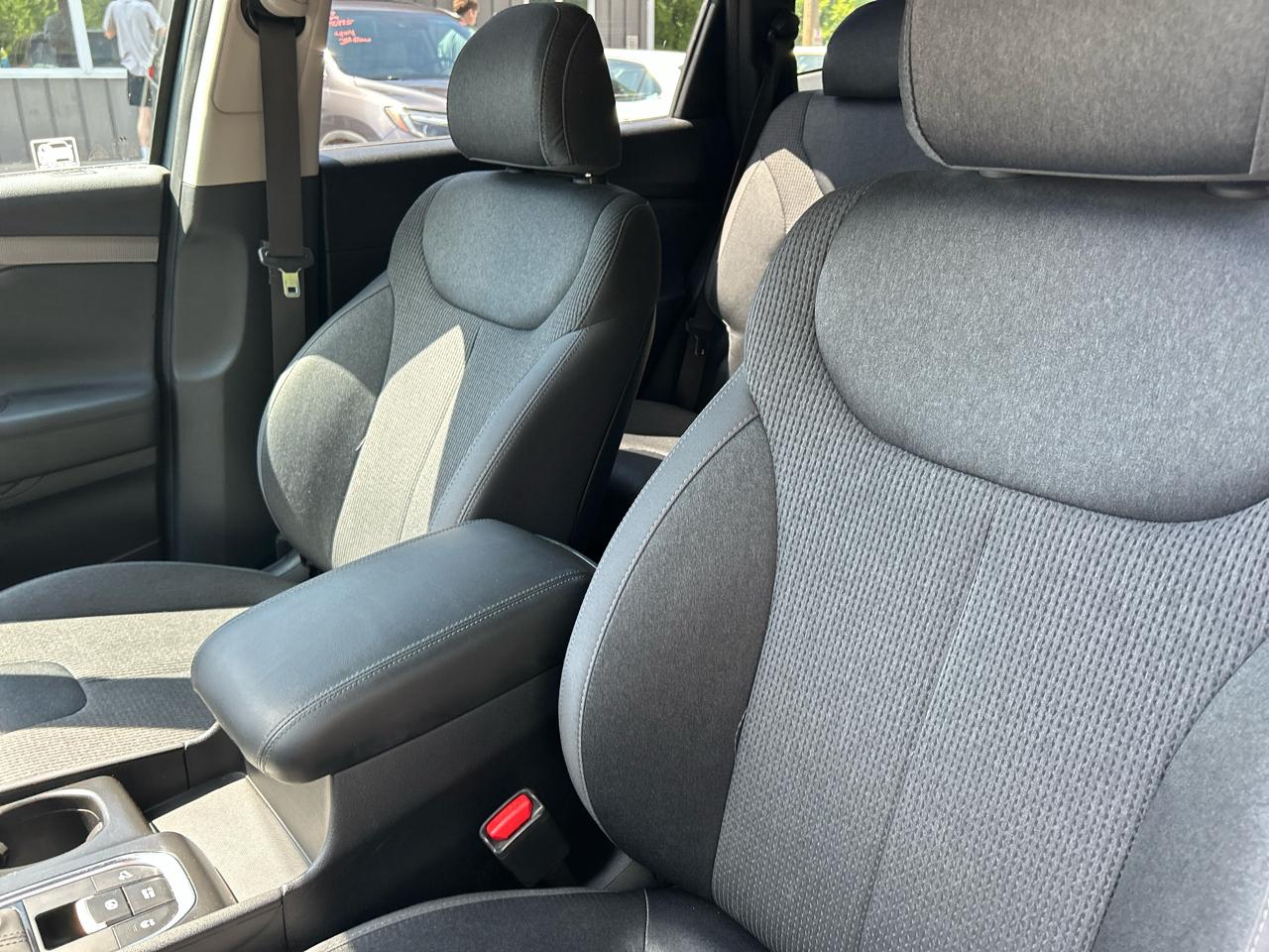 Hyundai Santa Fe SE 2.4L Auto AWD 2020