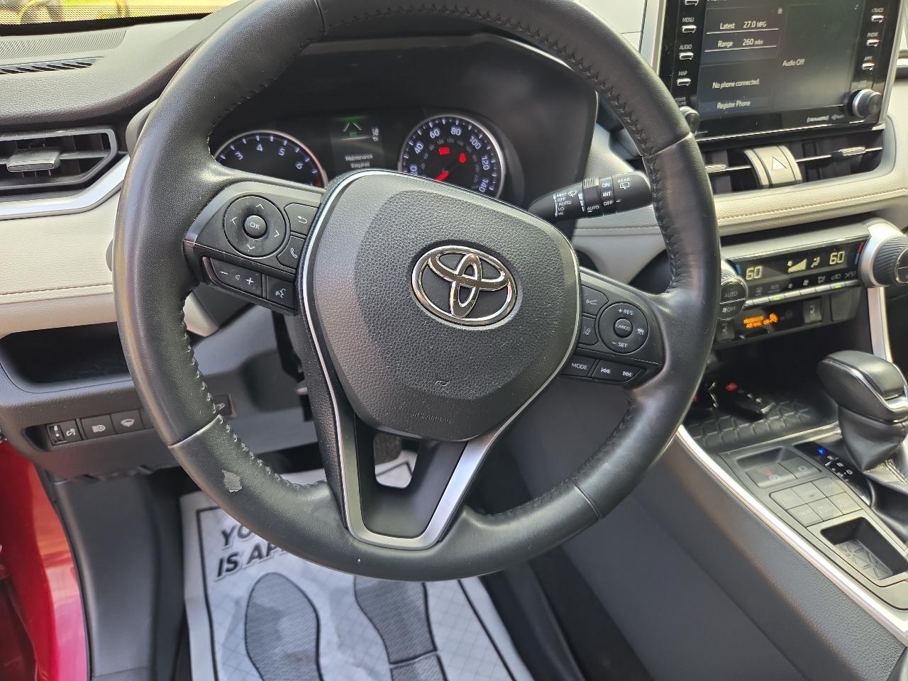 Toyota RAV4 XLE AWD (Natl) 2019